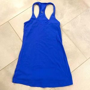 Lululemon Size 4 racerback tank royal blue